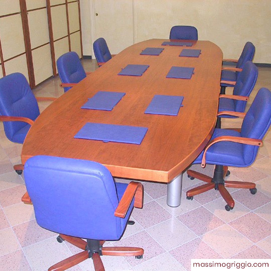 Originale tavolo riunioni…